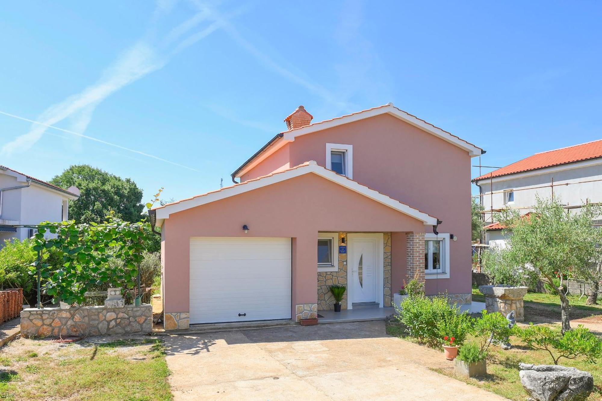 Vacation House Ulika Gabonjin Bagian luar foto