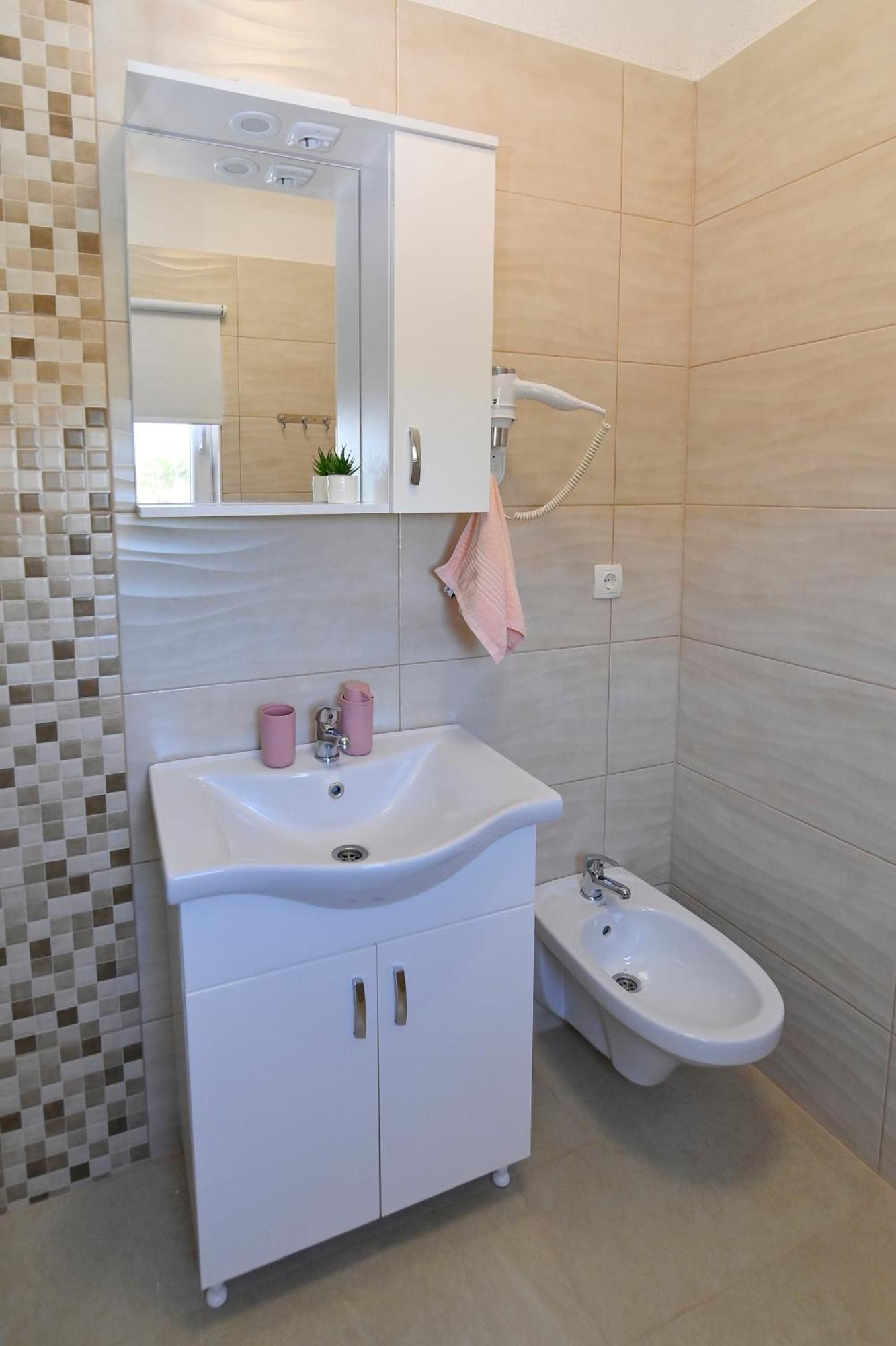 Vacation House Ulika Gabonjin Bagian luar foto