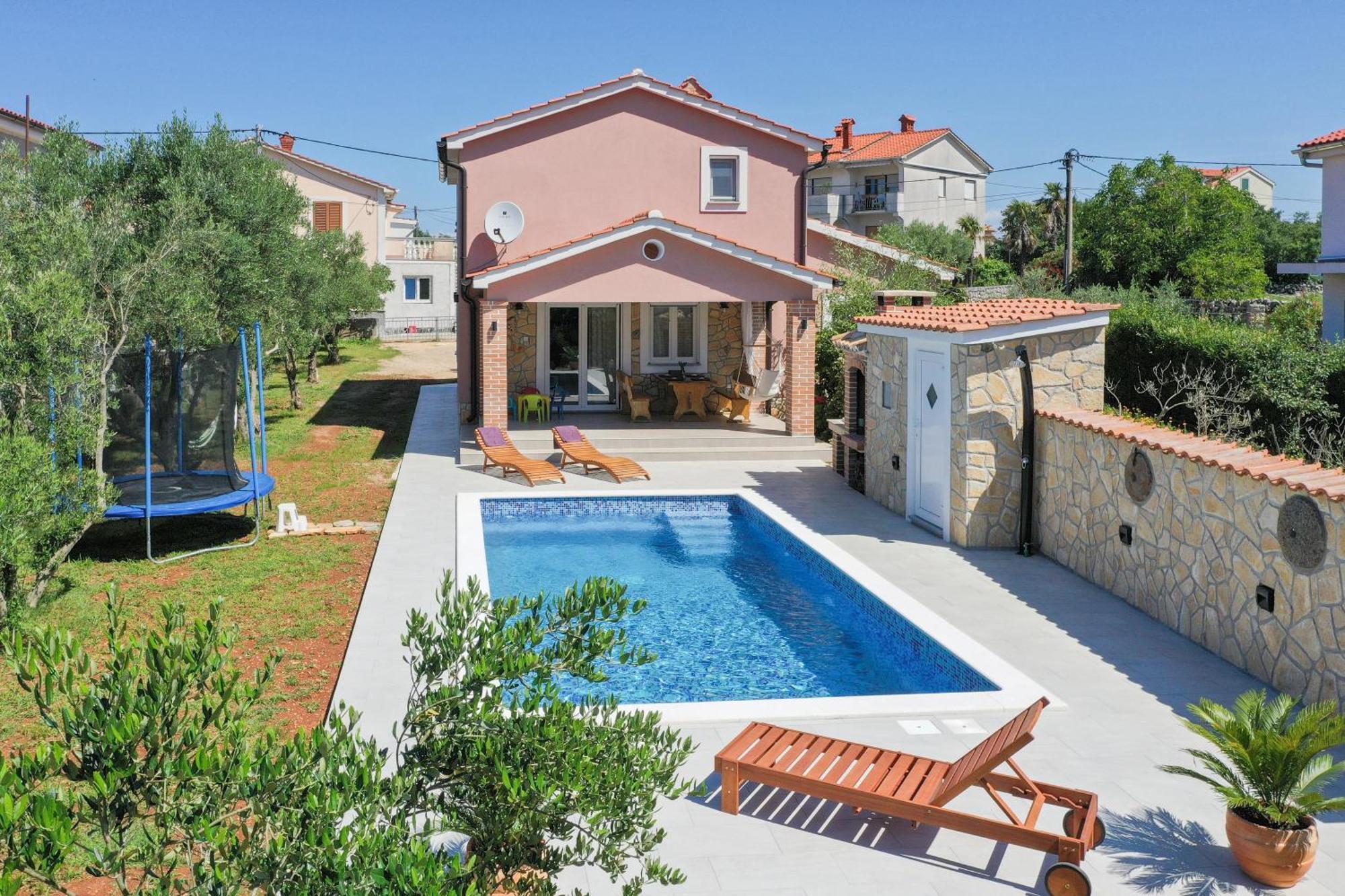 Vacation House Ulika Gabonjin Bagian luar foto